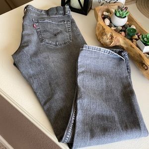 Levi jeans